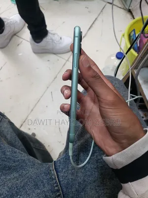 Apple iPhone 11 64 GB Blue