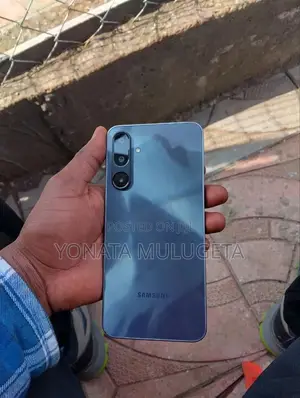 Samsung Galaxy M16 128 GB