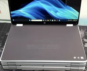 New Laptop HP OmniBook 5 Flip 16GB Intel Core 7 SSD 512GB