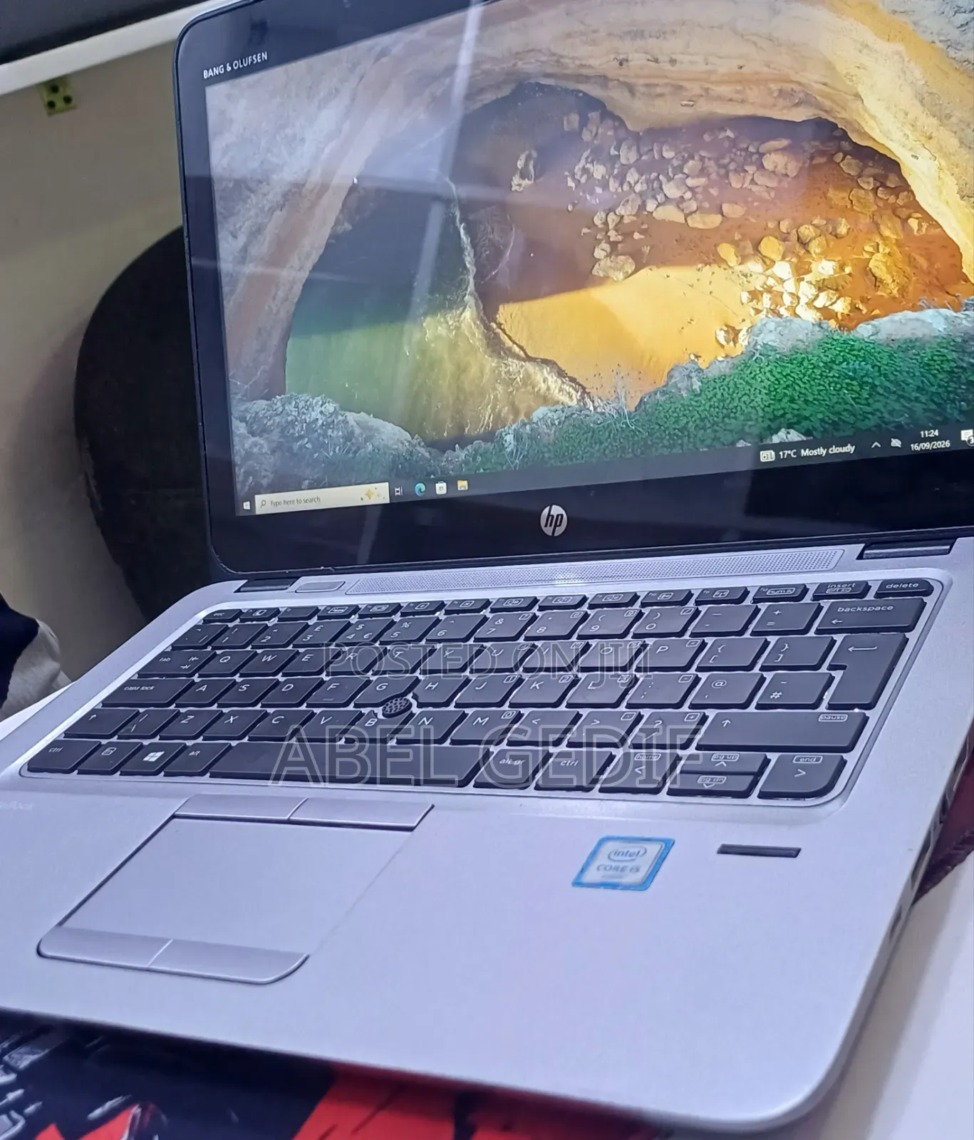 New Laptop HP EliteBook 820 G3 8GB Intel Core i5 SSD 128GB