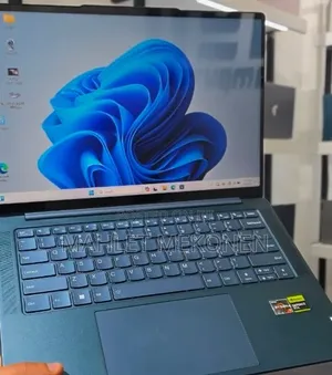 New Laptop Lenovo Yoga 700 16GB Intel Core i7 SSD 512GB