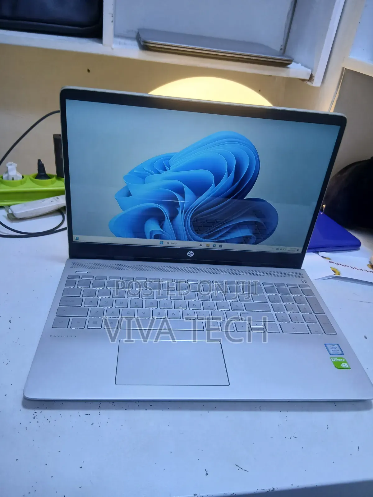 New Laptop HP Pavilion 15 8GB Intel Core i5 SSD 512GB