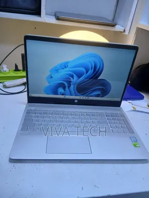 New Laptop HP Pavilion 15 8GB Intel Core i5 SSD 512GB