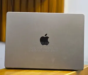 New Laptop Apple MacBook Pro 16GB Apple M1 Pro SSD 512GB