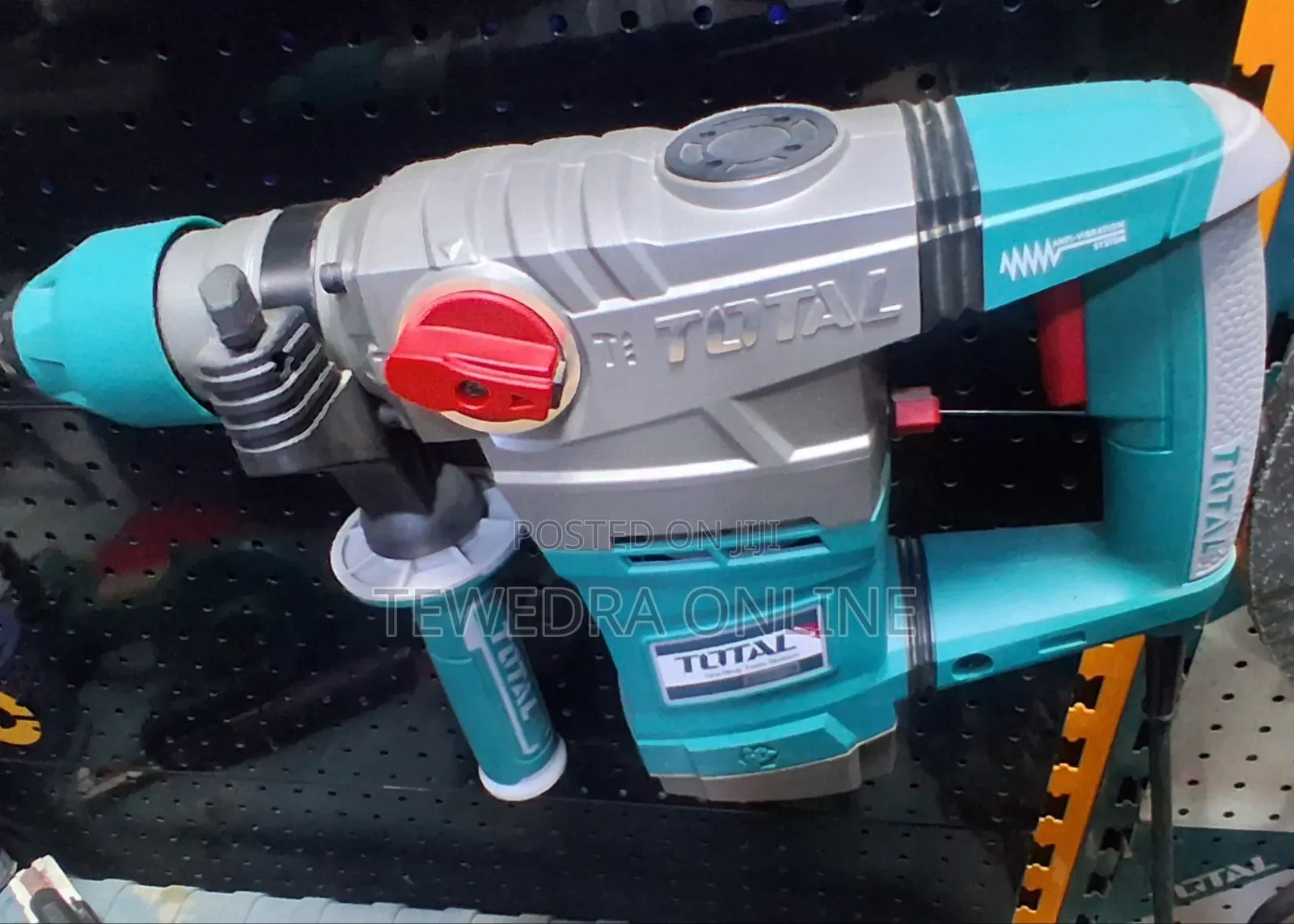 TOTAL Rotary Hammer – 1800W