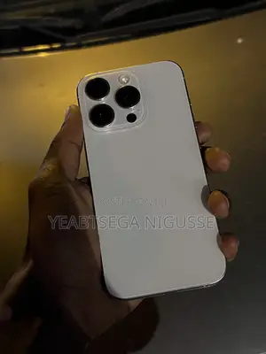 New Apple iPhone 15 Pro 128 GB White