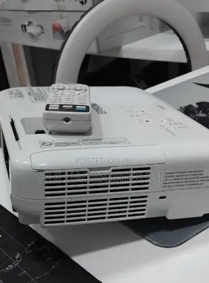 EPSON Projector