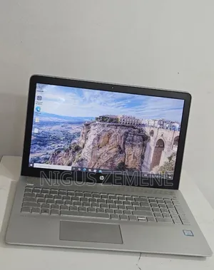 New Laptop HP Pavilion 15 2GB Intel Core i7 SSD 1T