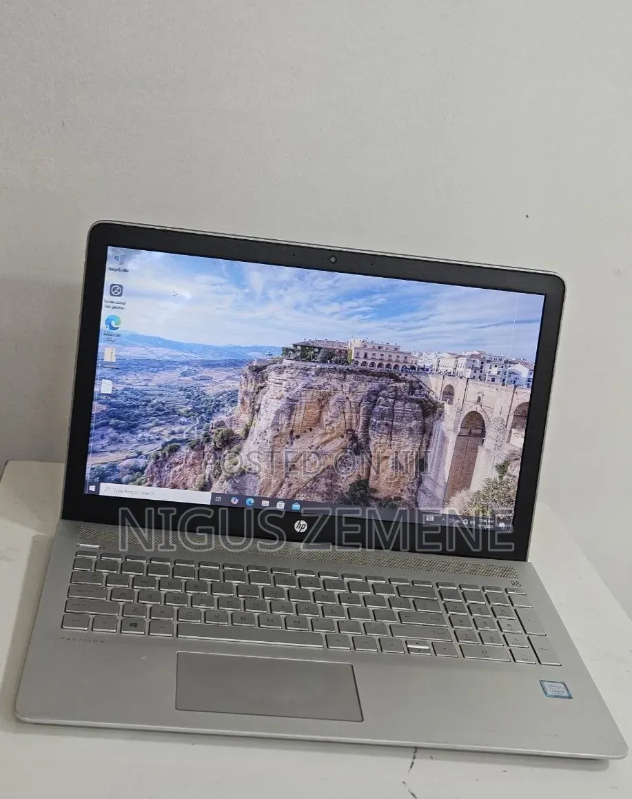 New Laptop HP Pavilion 15 2GB Intel Core i7 SSD 1T