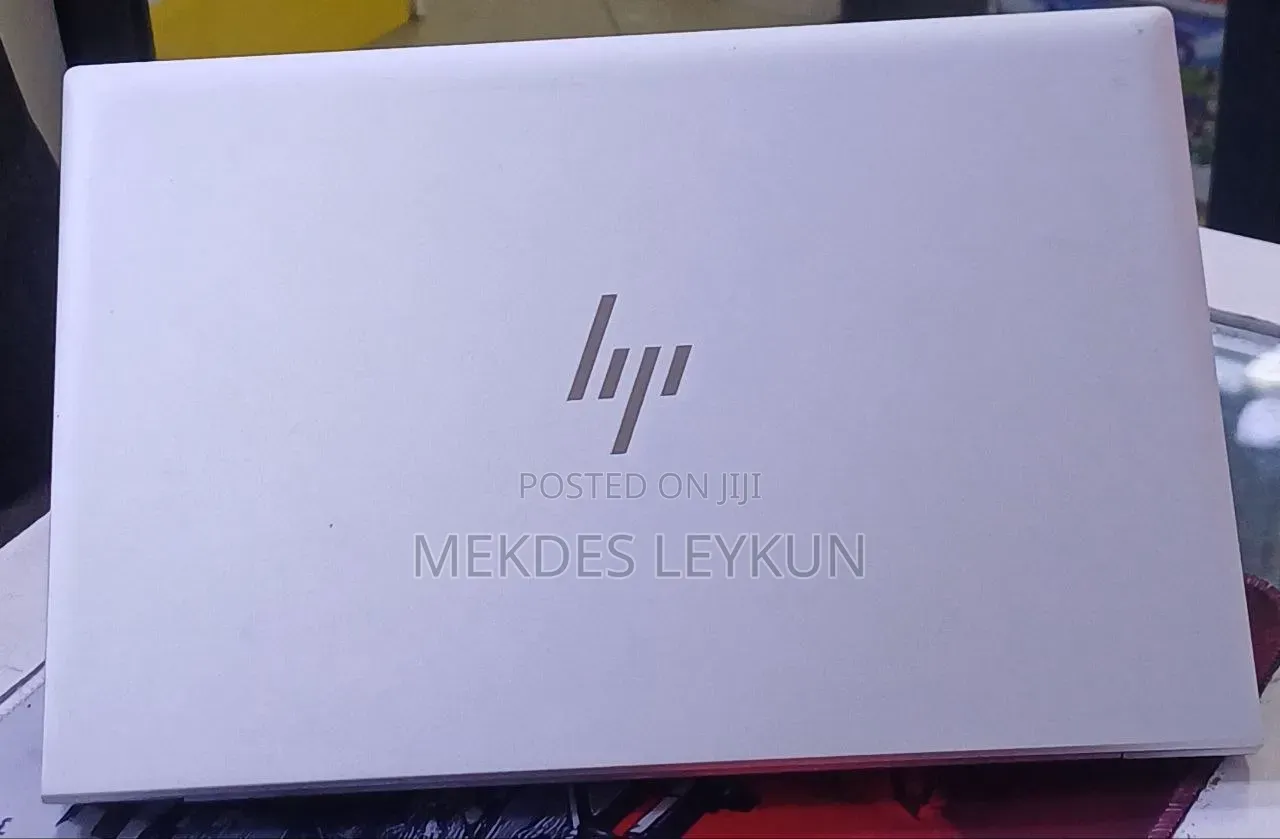 New Laptop HP EliteBook 830 16GB Intel Core i7 SSD 512GB