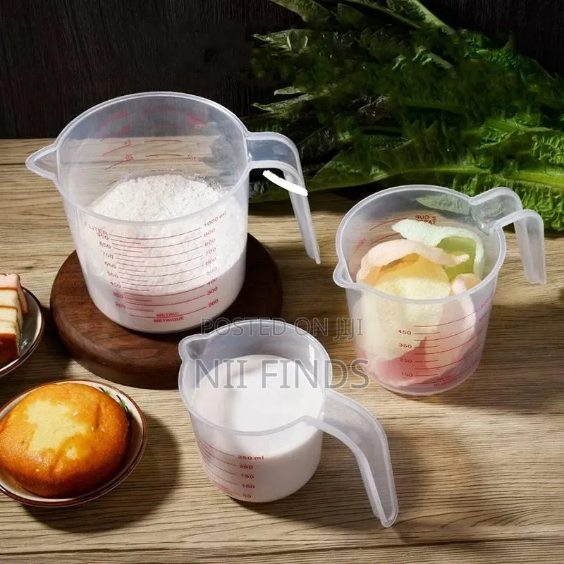 Set of 3 Plastic Measuring Jugs