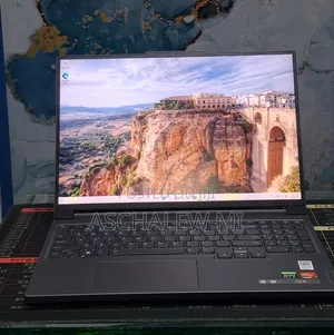 New Laptop Lenovo Legion 5 16GB AMD Ryzen 7 SSD 1T