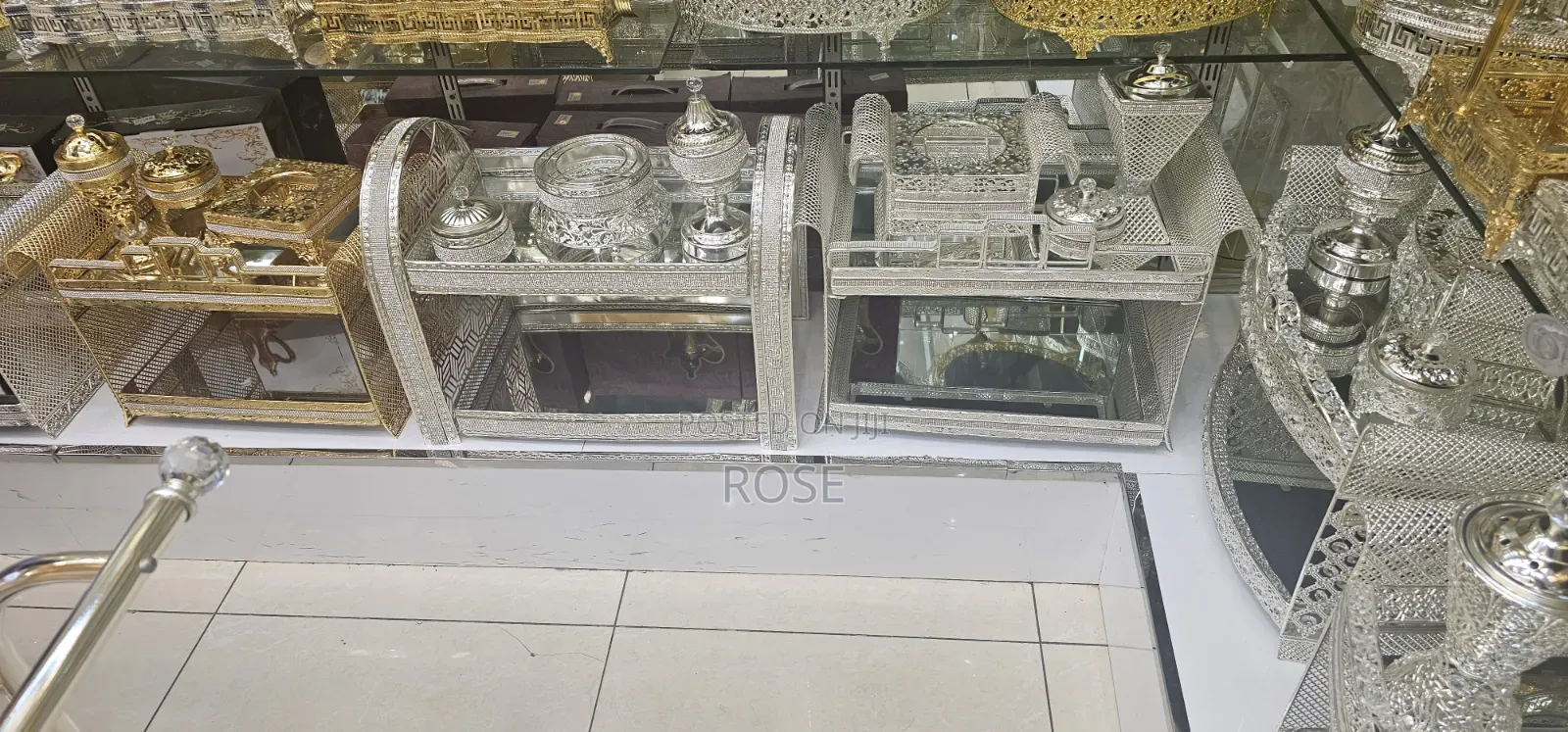 Silver Rekebot From Dubai. Big Size.