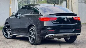 Mercedes-Benz GLE-Class 2016 Black