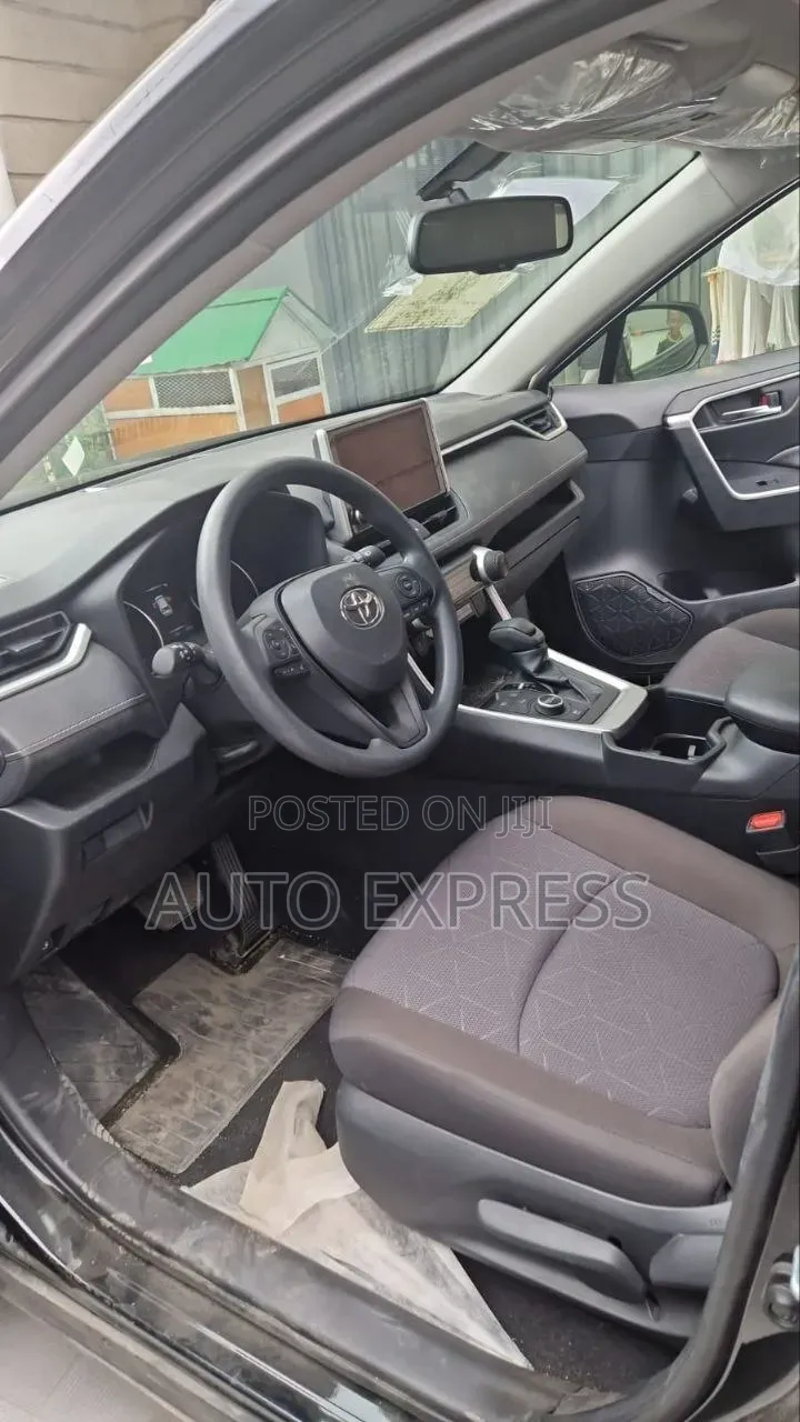 New Toyota RAV4 2024 Black