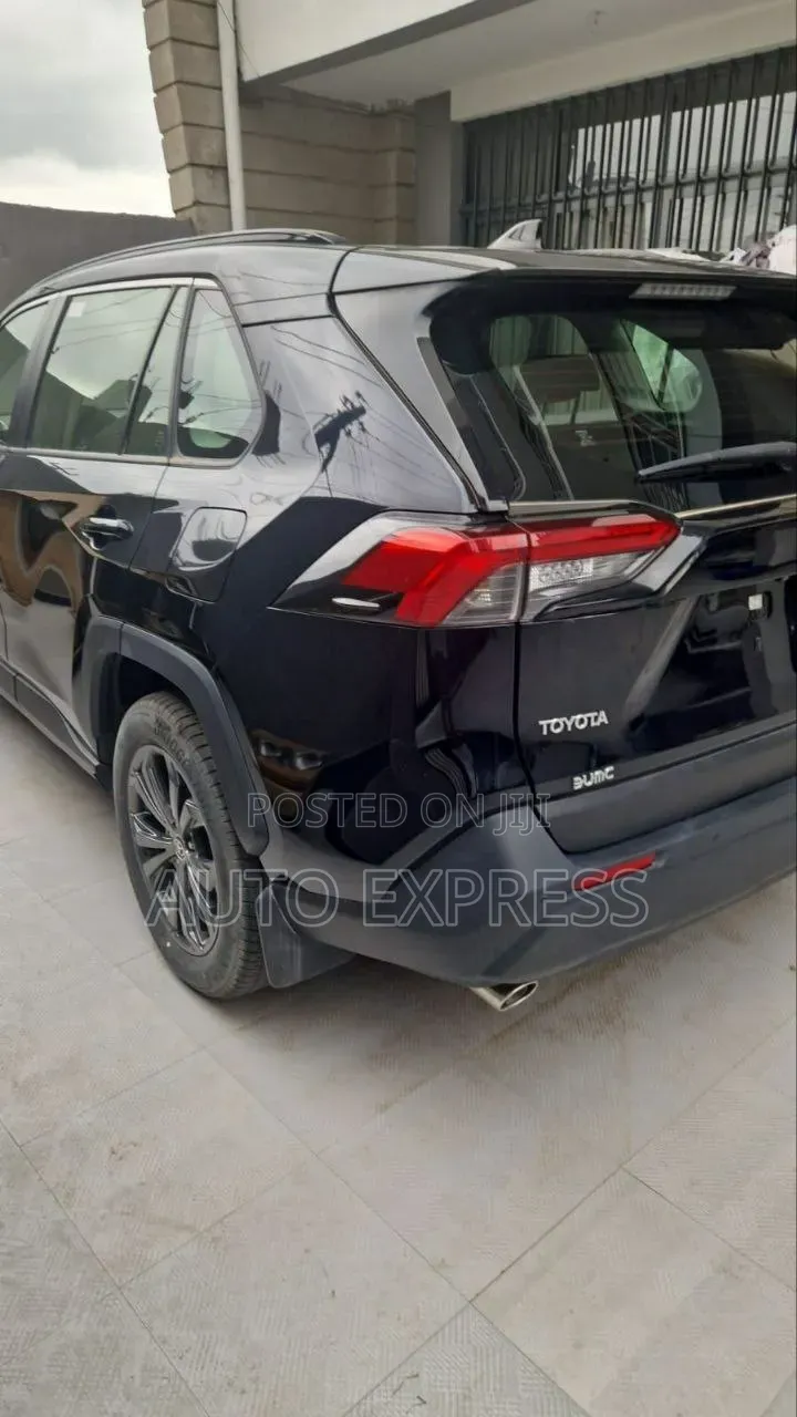 New Toyota RAV4 2024 Black