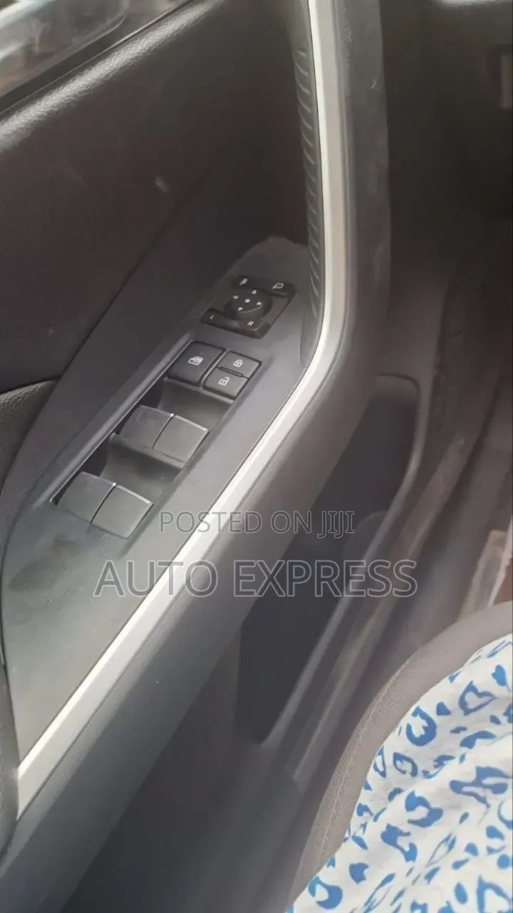 New Toyota RAV4 2024 Black
