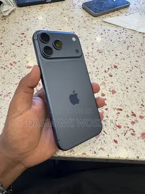 New Apple iPhone 17 Pro Max 256 GB Blue