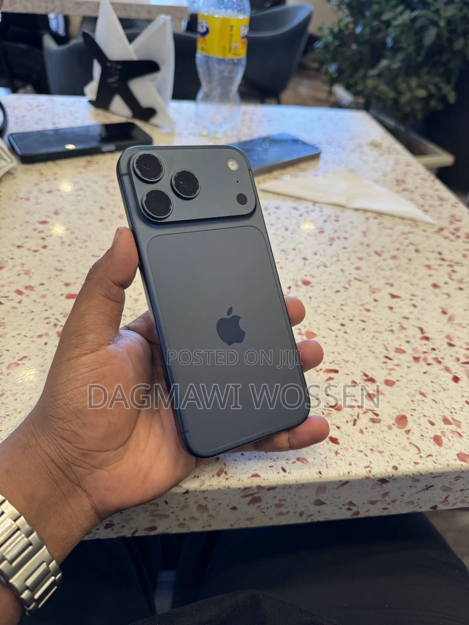 New Apple iPhone 17 Pro Max 256 GB Blue