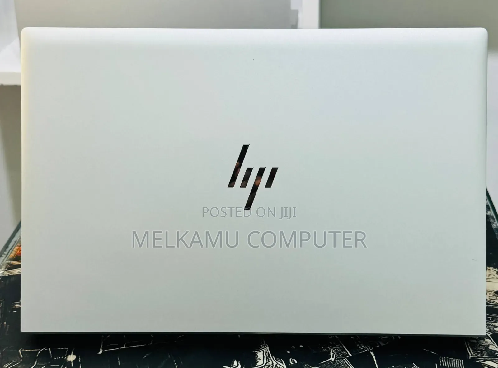 New Laptop HP EliteBook 830 G8 16GB AMD Ryzen 5 SSD 512GB