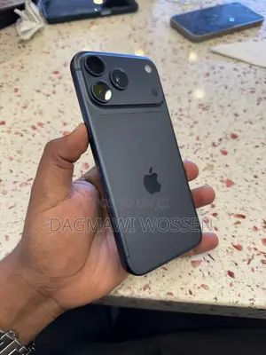 New Apple iPhone 17 Pro Max 256 GB Blue