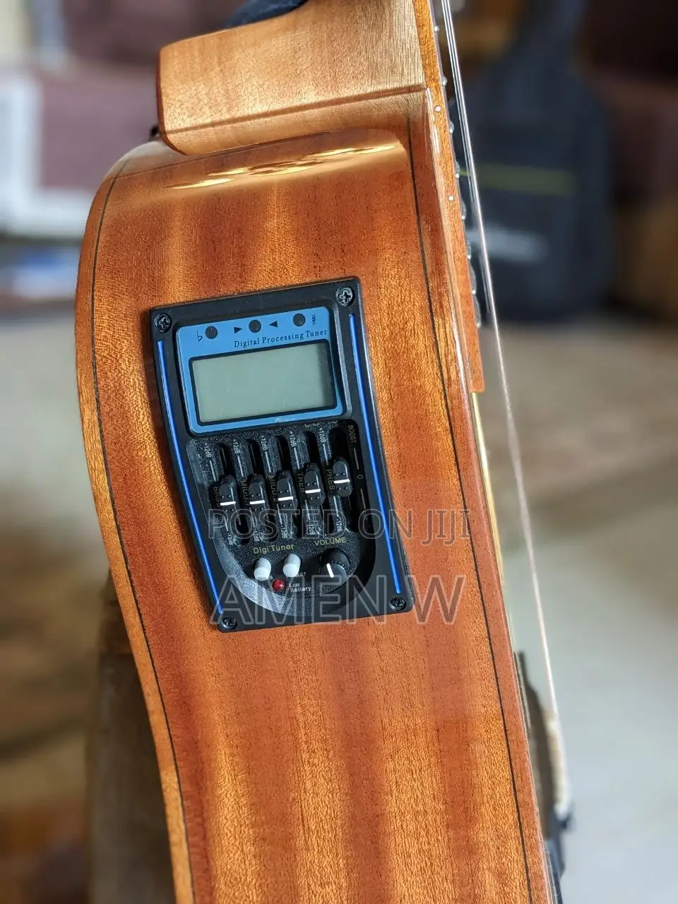 Fr. Antonio Model CR810 Acoustic-Electric Guitar