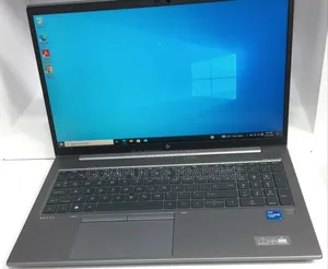 New Laptop HP ZBook Firefly G8 16GB Intel Core i7 SSD 512GB