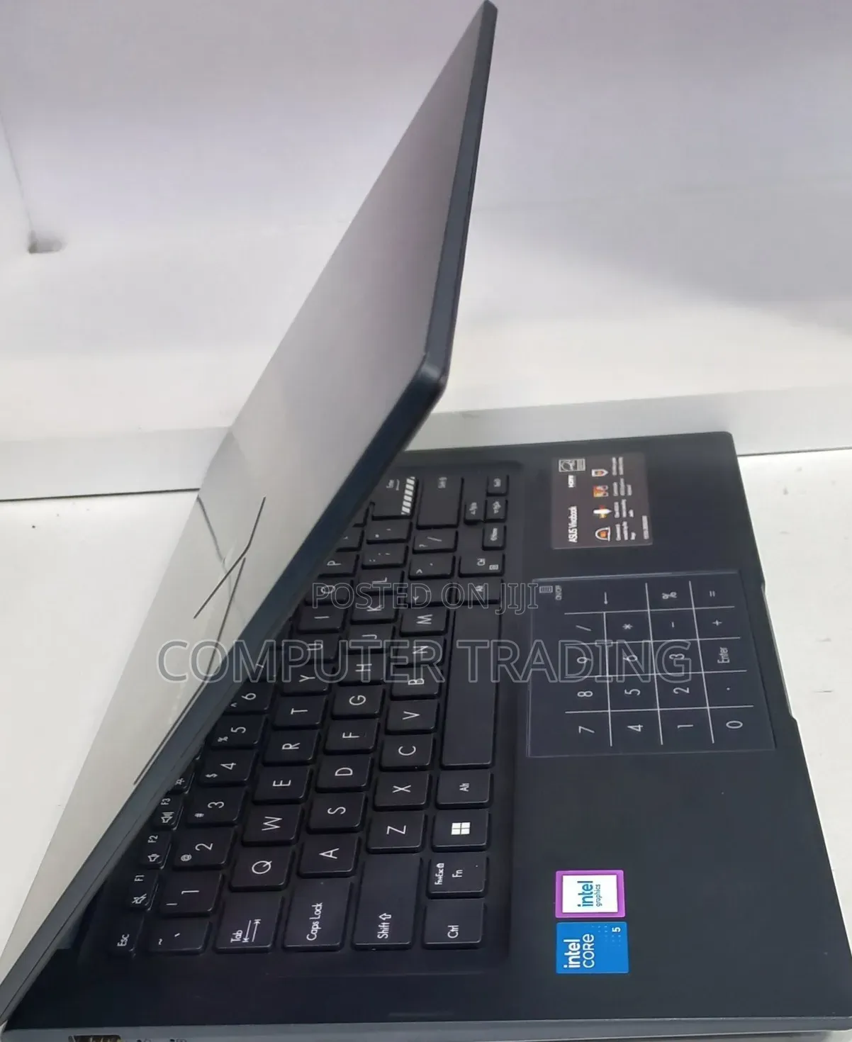 New Laptop Asus VivoBook 15 X505BA 16GB Intel Core i5 SSD 512GB