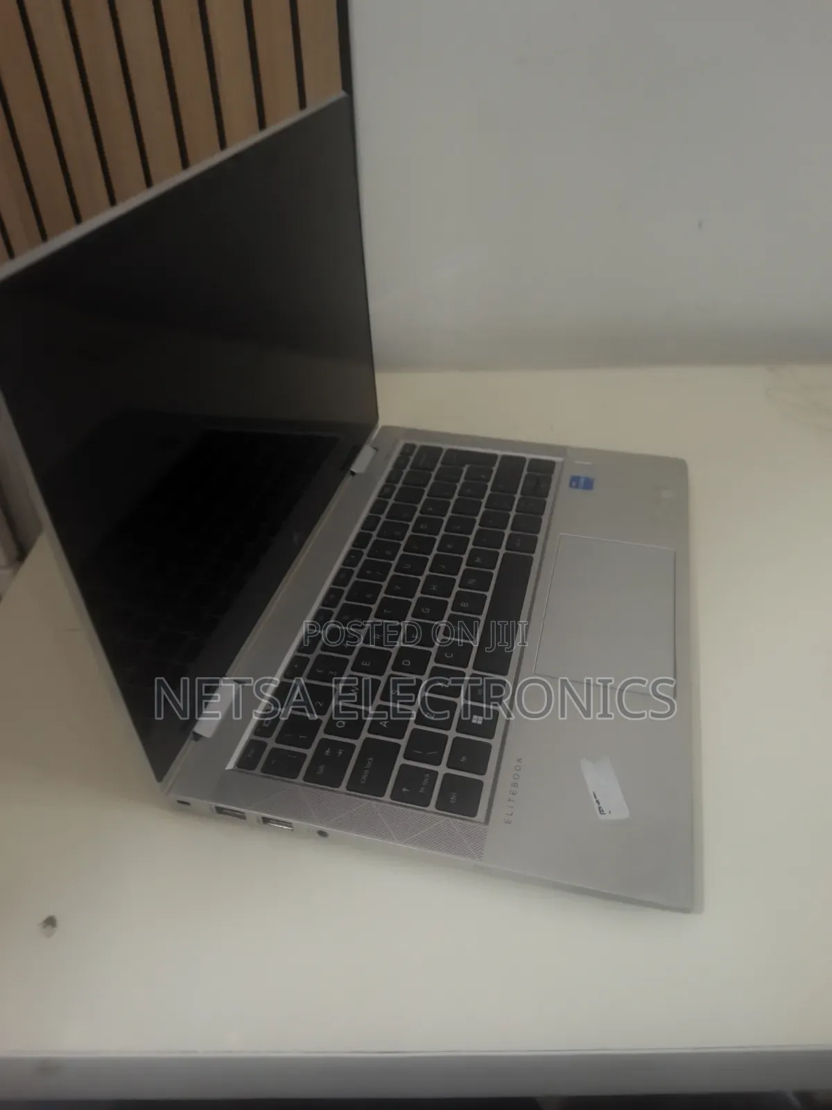 New Laptop HP EliteBook 830 G8 16GB Intel Core i5 SSD 512GB