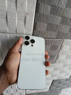 Apple iPhone 15 Pro Max 256 GB White