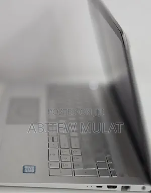 Laptop HP Pavilion 15 8GB Intel Core i5 HDD 1T