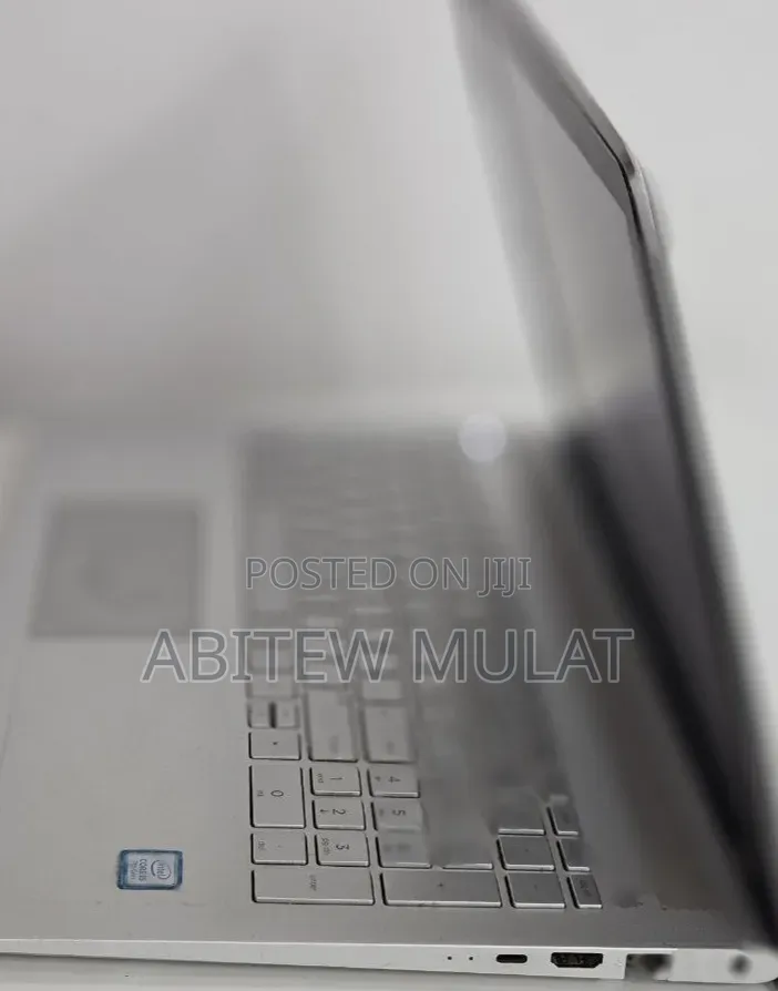 Laptop HP Pavilion 15 8GB Intel Core i5 HDD 1T