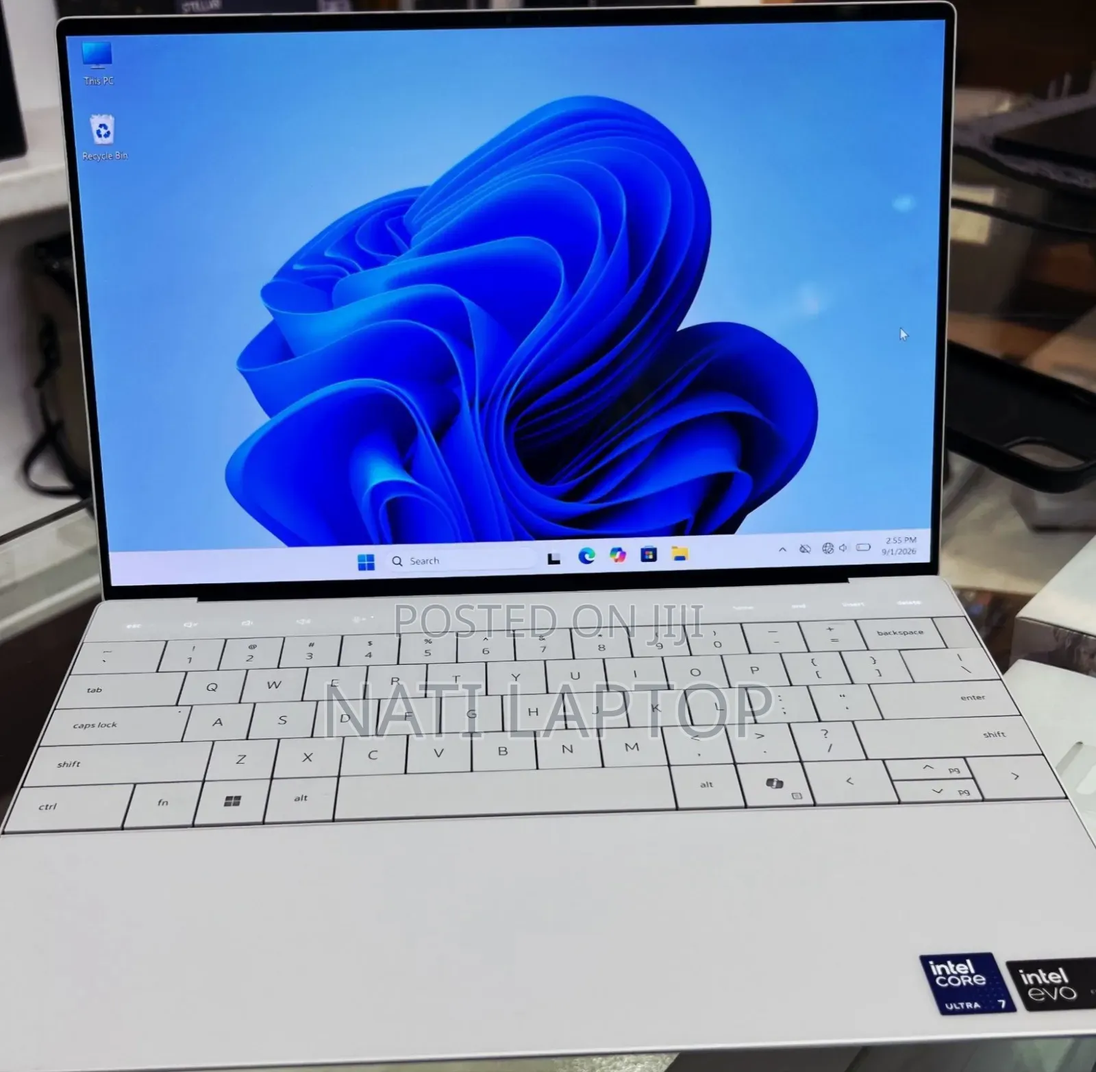 New Laptop Dell XPS 13 16GB Intel Core Ultra 7 SSD 512GB