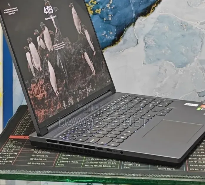 New Laptop Lenovo Legion 5 16GB AMD Ryzen 7 SSD 1T