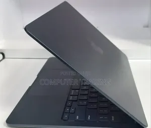 New Laptop Apple MacBook Air 2022 M2 8GB Intel Core i7 SSD 256GB