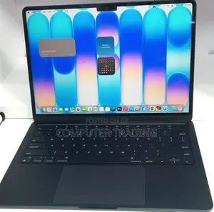 New Laptop Apple MacBook Air 2022 M2 8GB Intel Core i7 SSD 256GB