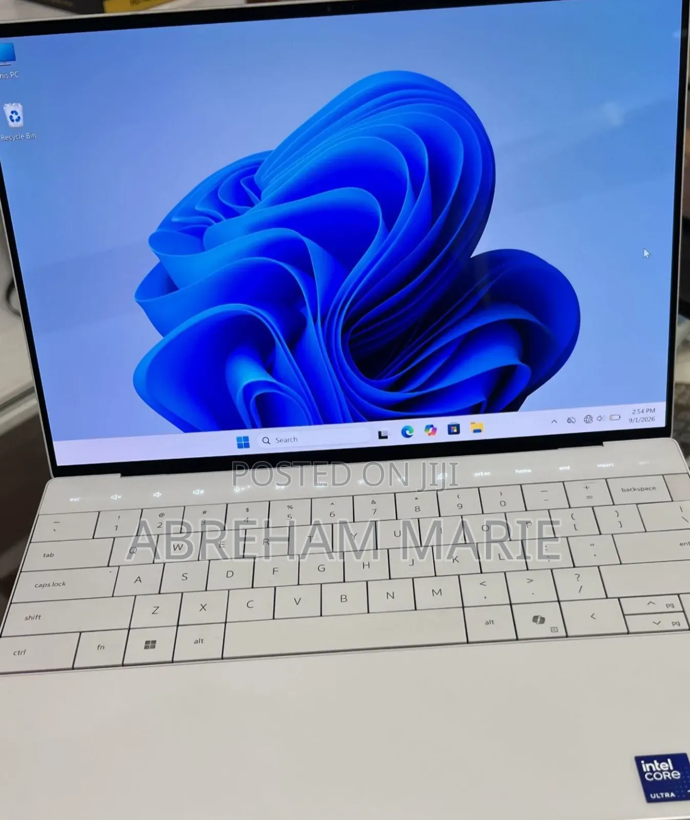New Laptop Dell XPS 13 16GB Intel Core Ultra 7 SSD 512GB