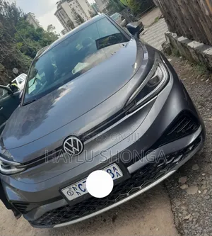 Volkswagen ID.4 2022 Gray