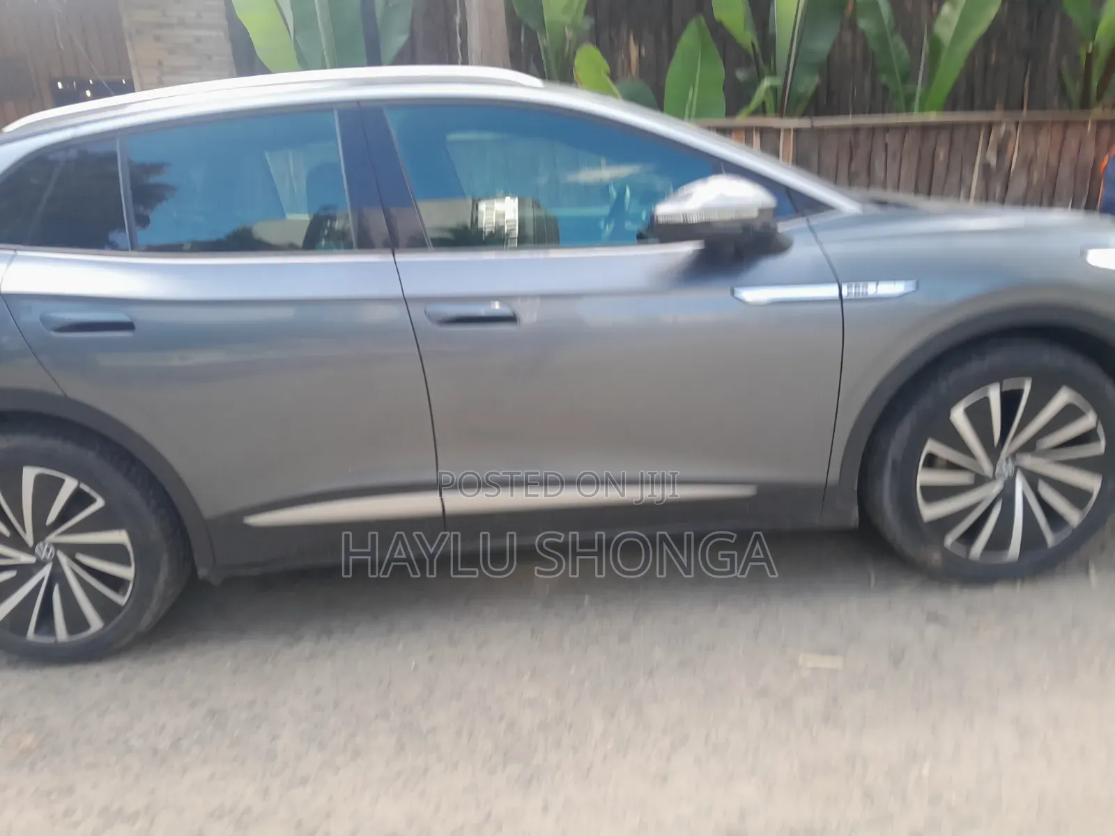 Volkswagen ID.4 2022 Gray