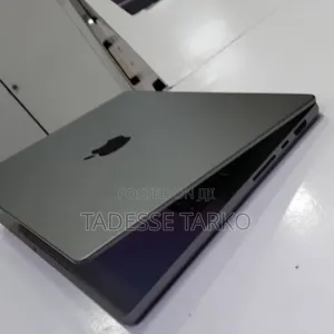 New Laptop Apple MacBook Pro 2021 M1 32GB Apple M1 Pro SSD 512GB