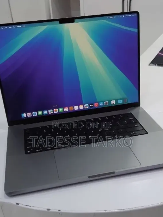 New Laptop Apple MacBook Pro 2021 M1 Max 32GB Apple M1 Max SSD 1T