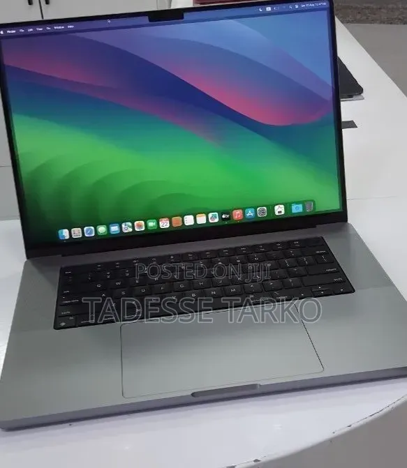 New Laptop Apple MacBook Pro 2021 M1 Max 32GB Apple M1 Max SSD 1T