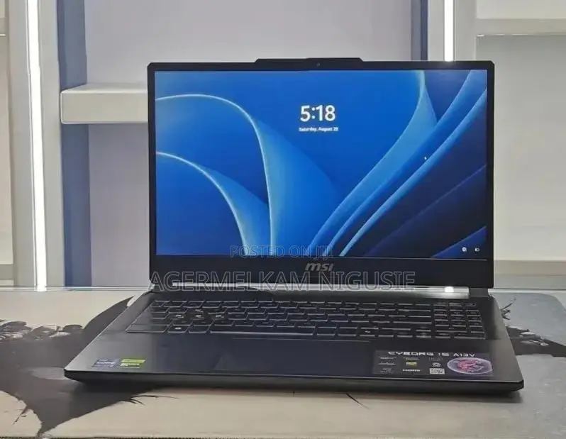 New Laptop MSI Cyborg 15 8GB Intel Core i7 SSD 512GB