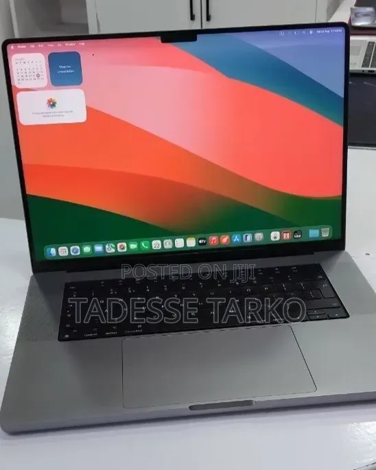 New Laptop Apple MacBook Pro 2021 M1 Max 64GB Apple M1 Max SSD 1T