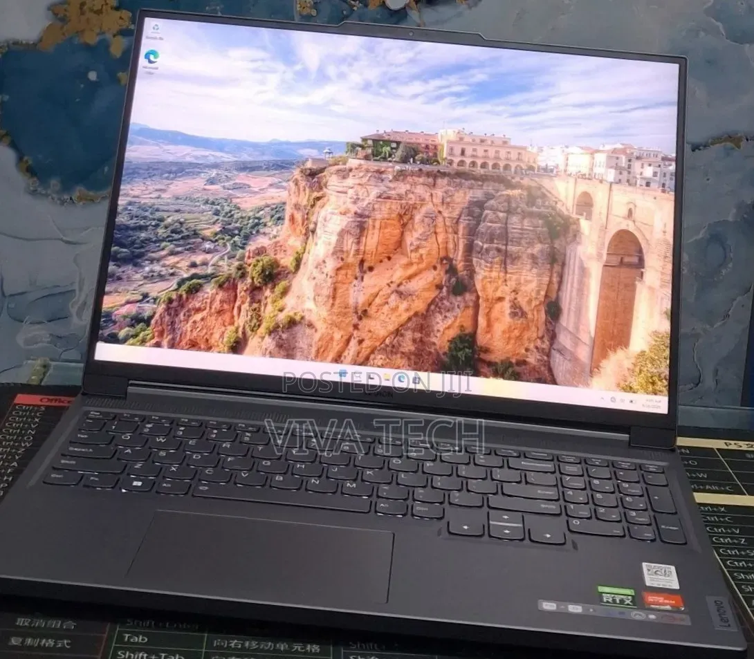 New Laptop Lenovo Legion 5 16GB AMD Ryzen 7 SSD 1T