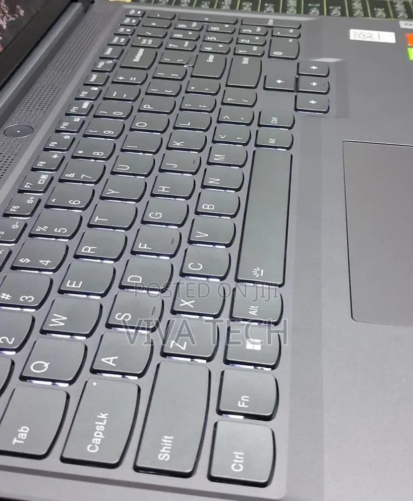 New Laptop Lenovo Legion 5 16GB AMD Ryzen 7 SSD 1T