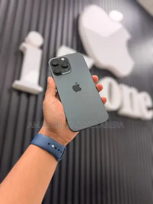 New Apple iPhone 16 Pro Max 256 GB Black