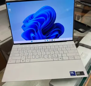 New Laptop Dell 16GB Intel Core Ultra 7 SSD 512GB