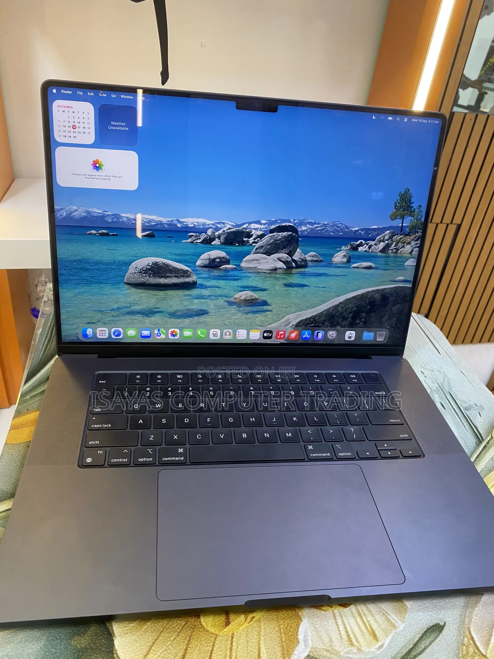 New Laptop Apple MacBook Pro 2021 M1 16GB Apple M1 Pro SSD 512GB