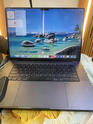 New Laptop Apple MacBook Pro 2021 M1 16GB Apple M1 Pro SSD 512GB